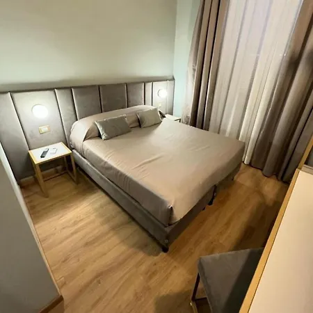 Romantica Hotell Rom